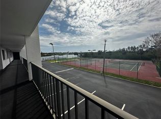 19111 Vista Bay Dr APT 211, Indian Shores, FL 33785