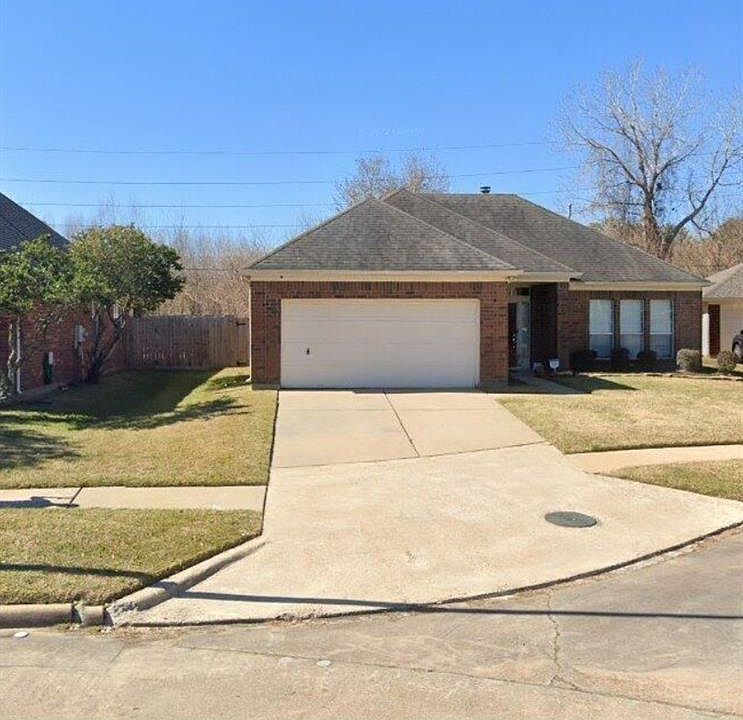 1st image of 5819 Forest Trails Dr