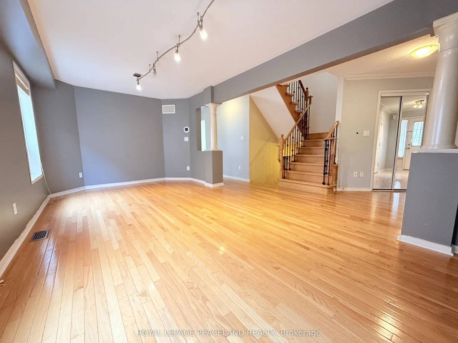 4 bed, $4,000 — Photo 3