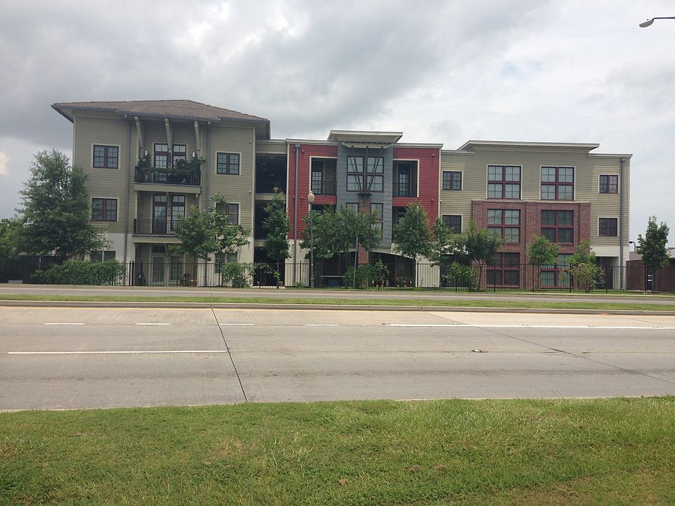 1st image of 1121 Camellia Blvd Unit 208