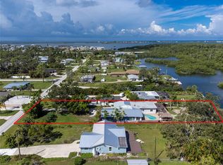 2062 Oyster Creek Dr, Englewood, FL 34224