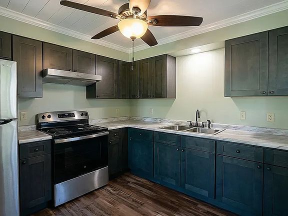 3rd image of 1303 Church St #C