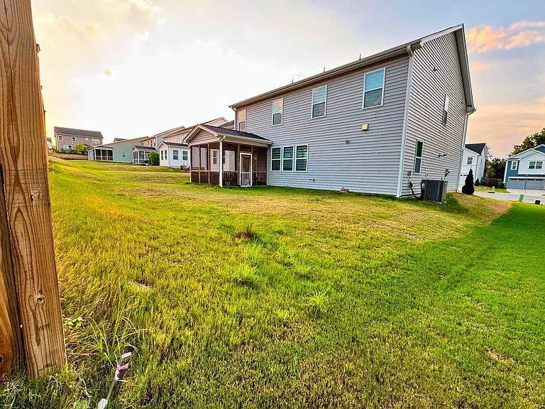 1309 McFarlan Ct — Photo 6