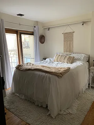 Rented by Chartwell Manhattan Realty | media 5