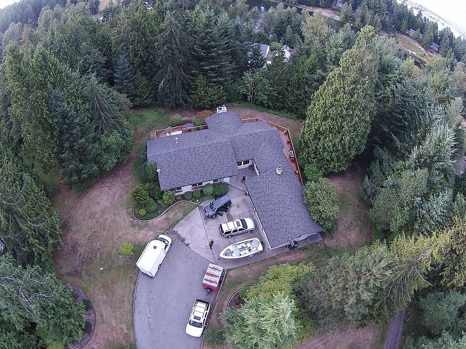 2nd image of 5222 181st Ave E