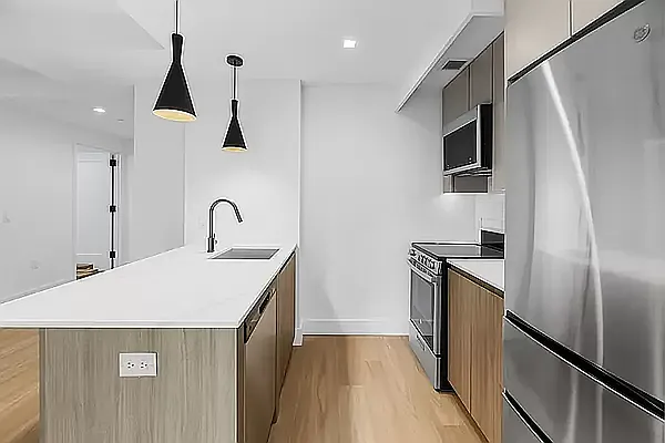 Rented by REAL New York | media 12