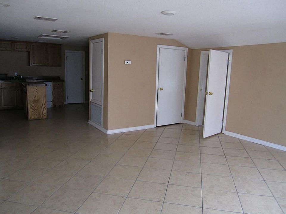 1st image of 5313 Avenue Q 1/2