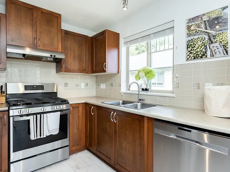 2951 Silver Springs Blvd #511 — Photo 8