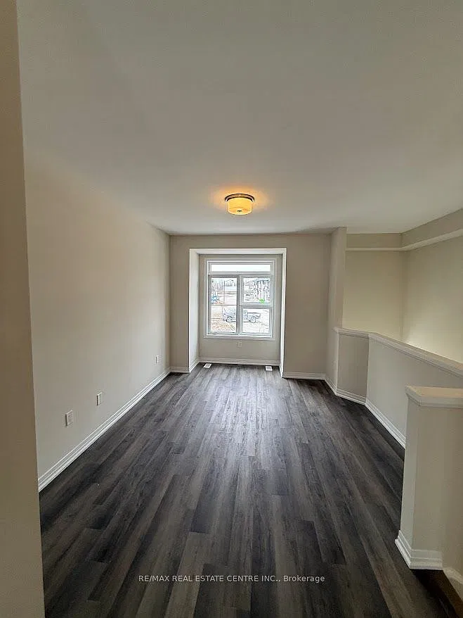 3 bed, $2,100 — Photo 4