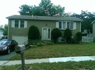 158 High Top Cir W, Hamden, CT 06514