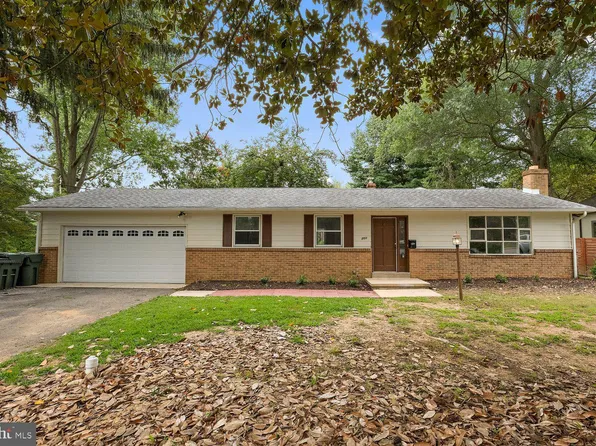 201 Winslow Rd, Newark, DE 19711