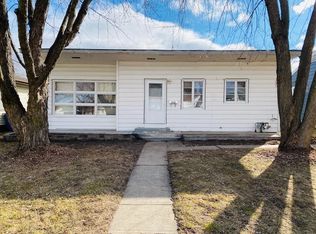 610 Logan Ave, Dixon, IL 61021