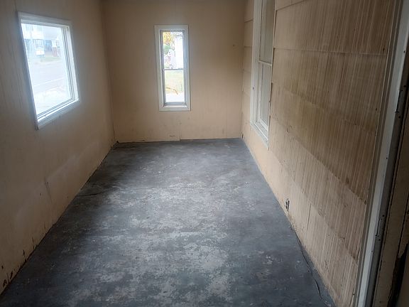 4th image of 421 N Griffin St
