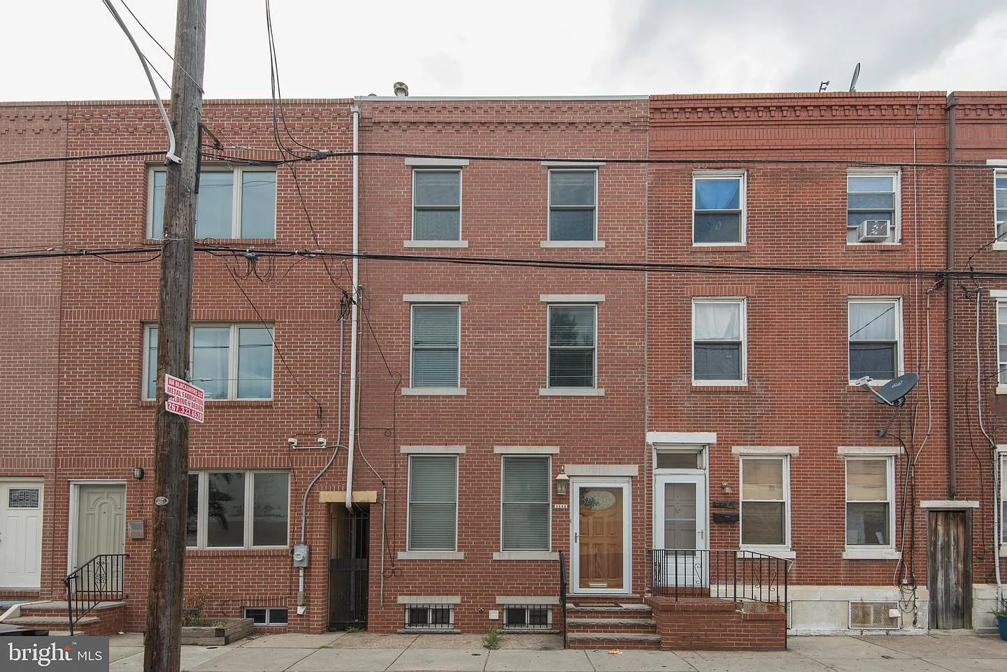 1144 S 6th St photo 1