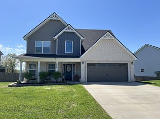 346 Wingfield Dr, Clarksville, TN 37043