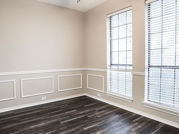 2nd image of 1101 Navajo Cir