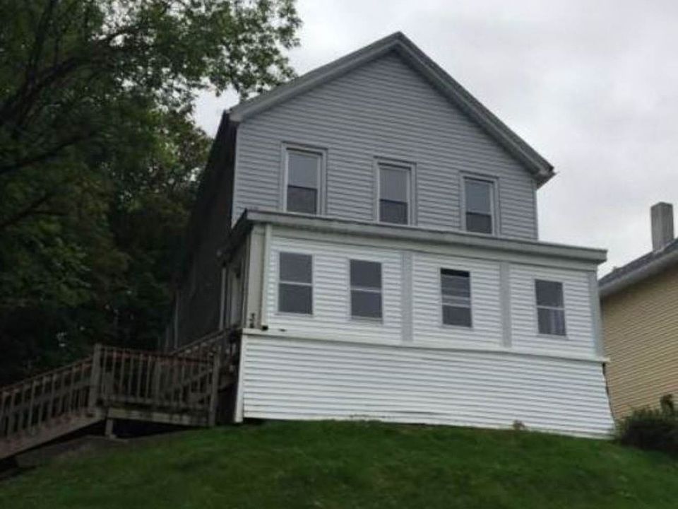 1st image of 34 Grant Ave