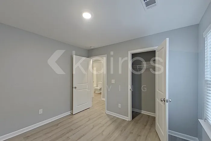653 June St — Photo 11