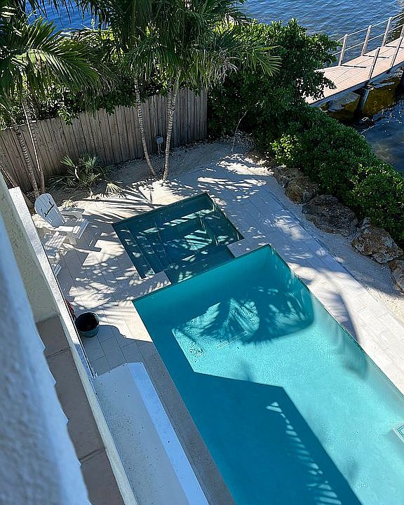 1st image of 428 S Coconut Palm Blvd