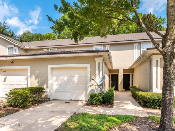 7831 Melvin Rd, Jacksonville, FL 32210