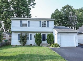 924 Whitlock Rd, Rochester, NY 14609