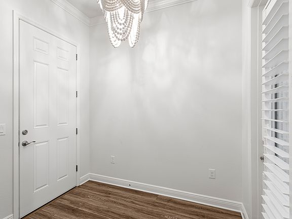 5th image of 3803 W Cleveland St
