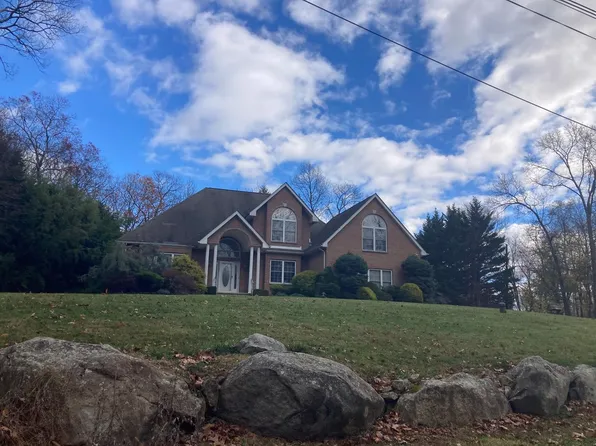 27 Fire Tower Rd, Budd Lake, NJ 07828