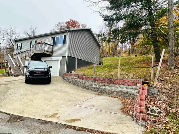 915 Marion Ave, Fairmont, WV 26554