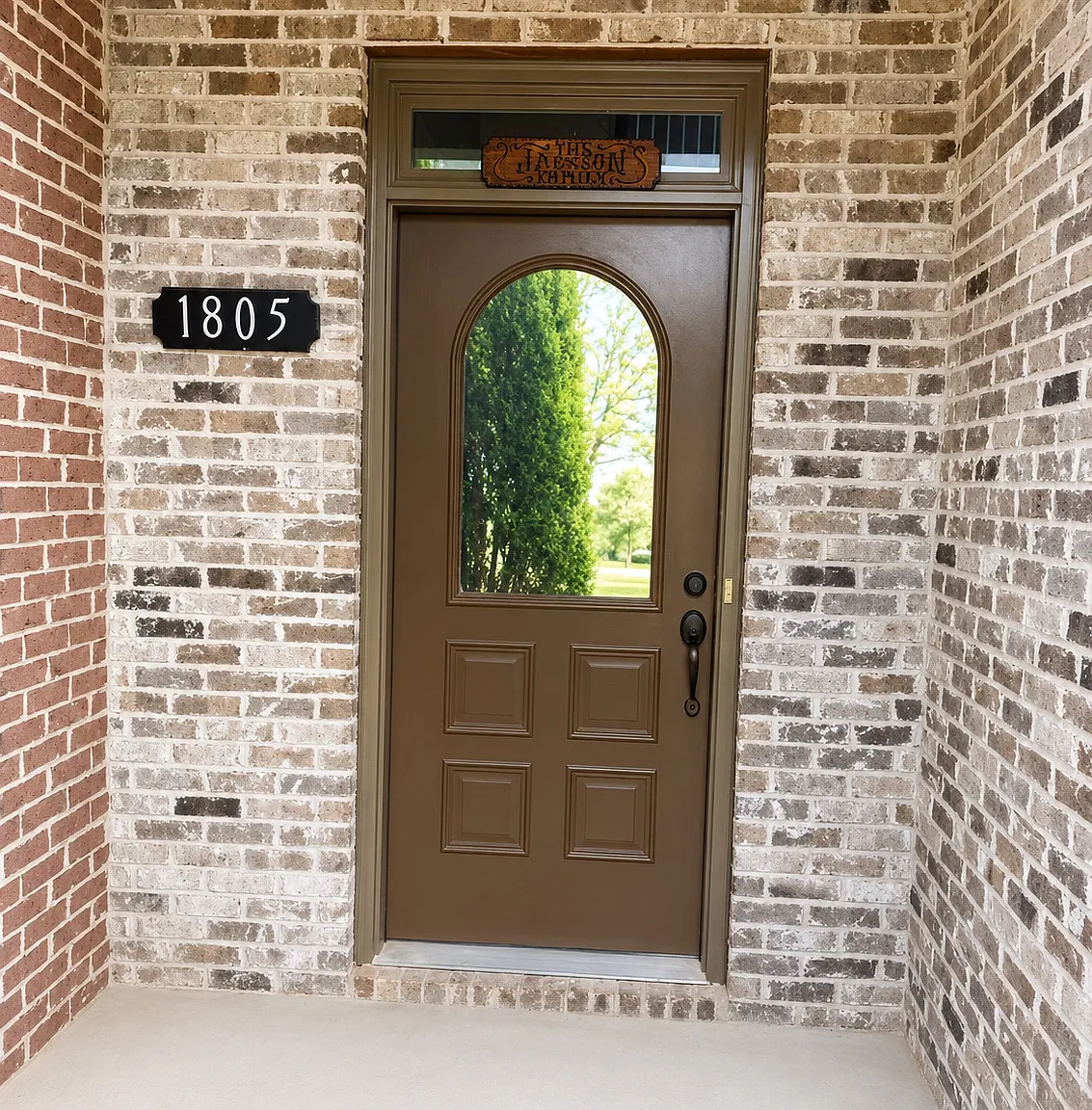3 bed, 2200 sqft, $2,550 — Photo 2