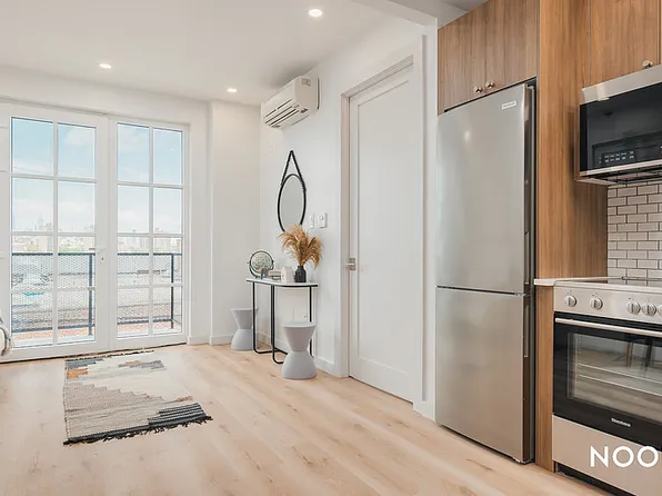 68 Gold Street image 1 of 69