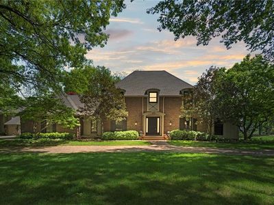 8321 W 102nd St, Overland Park, KS, 66212