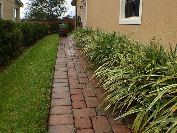 2nd image of 5043 Fiorella Ln