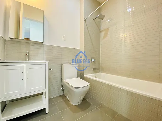 Rented by Blue Egg Realty Corp | media 16