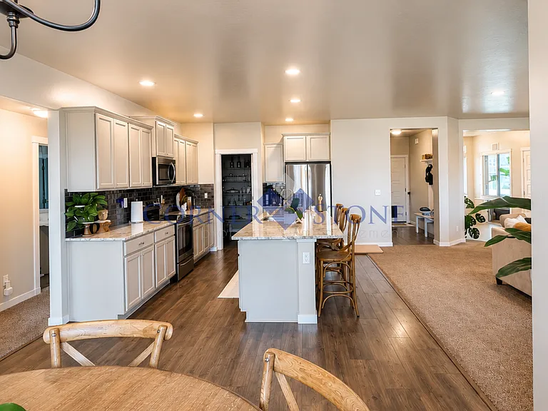 16835 N Melwood Ave — Photo 8