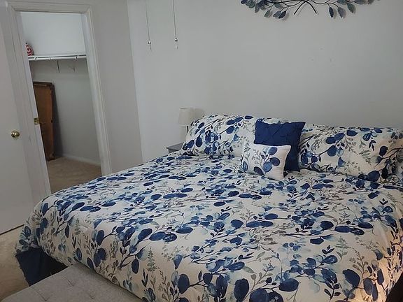 2nd image of 1904 Las Palmas Ln APT 103
