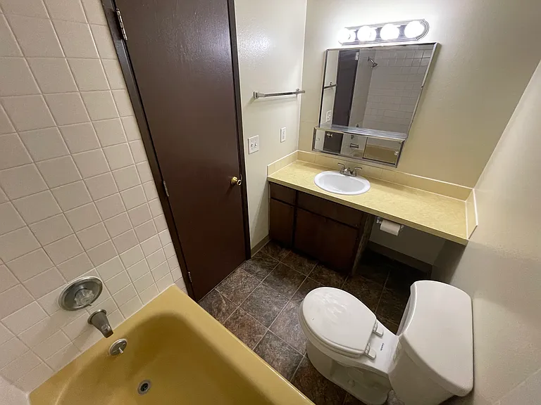 1325 E 27th Ave #2 — Photo 9