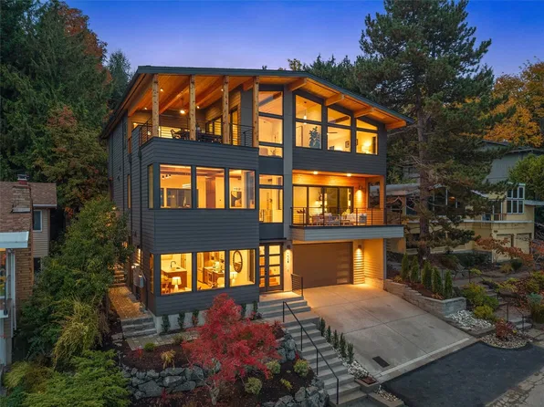 7721 57th Avenue NE, Seattle, WA 98115