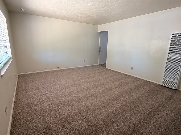 609 Parsons Dr #609 — Photo 2