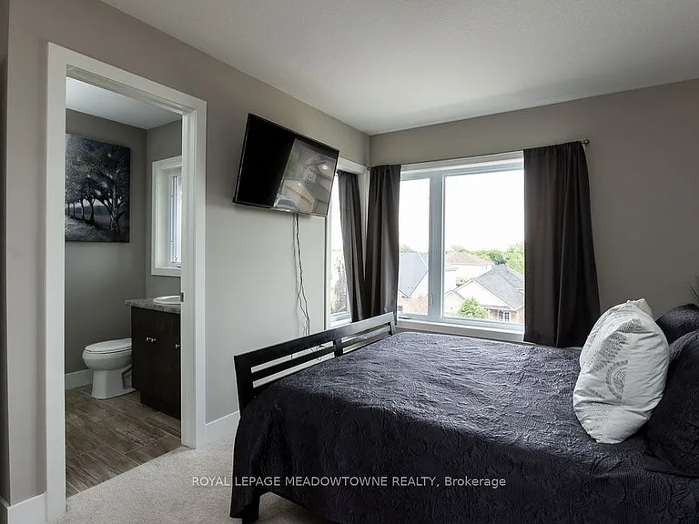 2144 Meadowgate Blvd — Photo 10