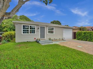 615 W Drew St, Lantana, FL 33462