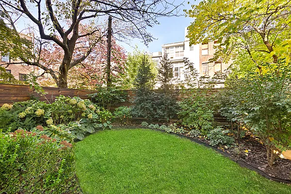 Sold by Compass | media 11