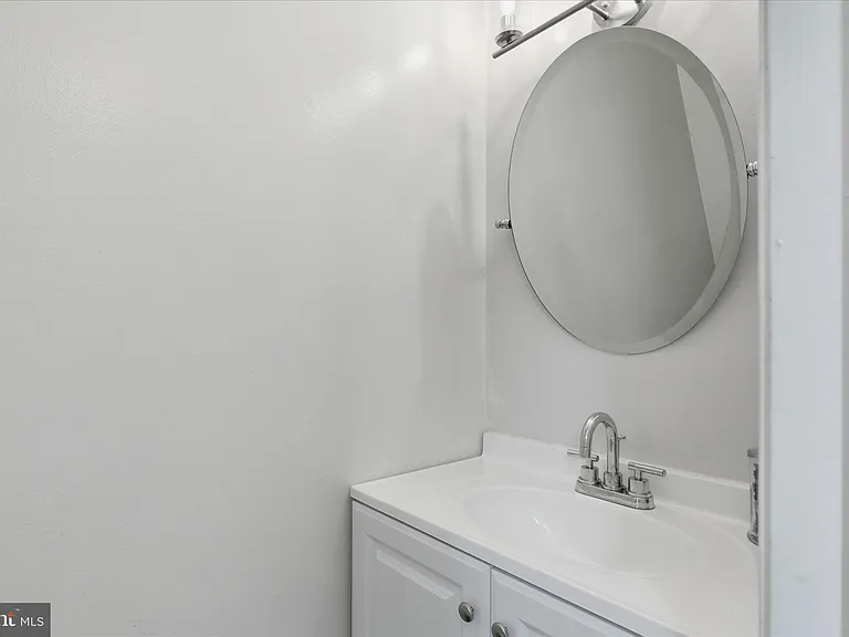 14229 Oakpointe Dr — Photo 4