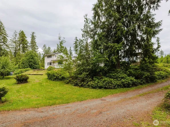 8025 W Wildcat Lake Road, Bremerton, WA 98312