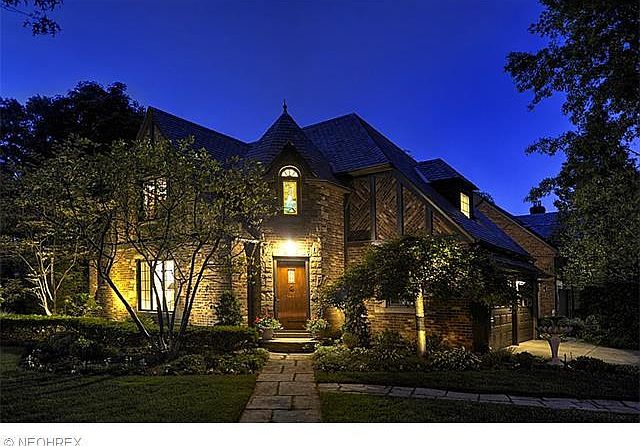 1st image of 315 Parklawn Dr