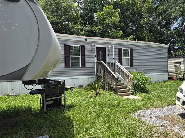 1975 Tate Rd, Cantonment, FL 32533