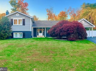 4816 Dodson Dr, Annandale, VA 22003