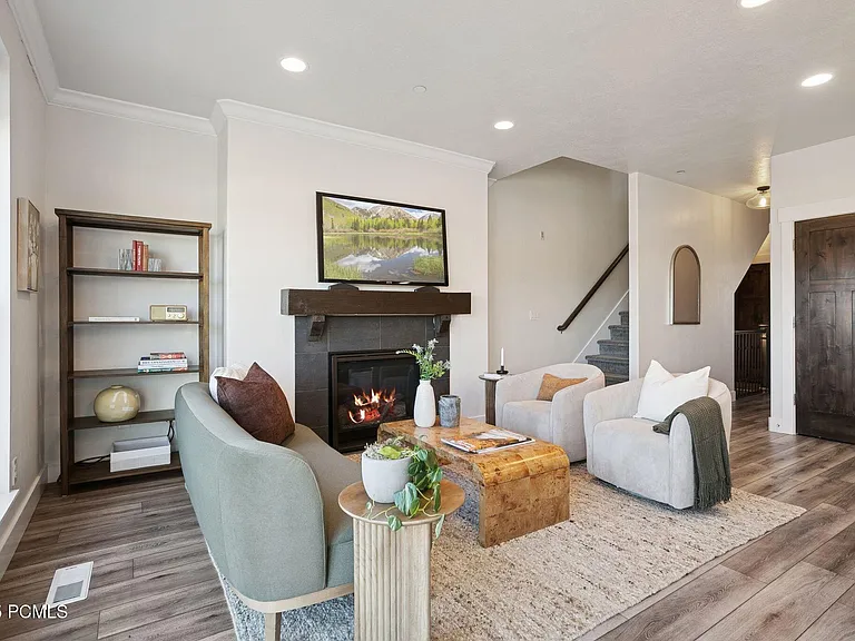 1339 Fiddich Glen Ln — Photo 4