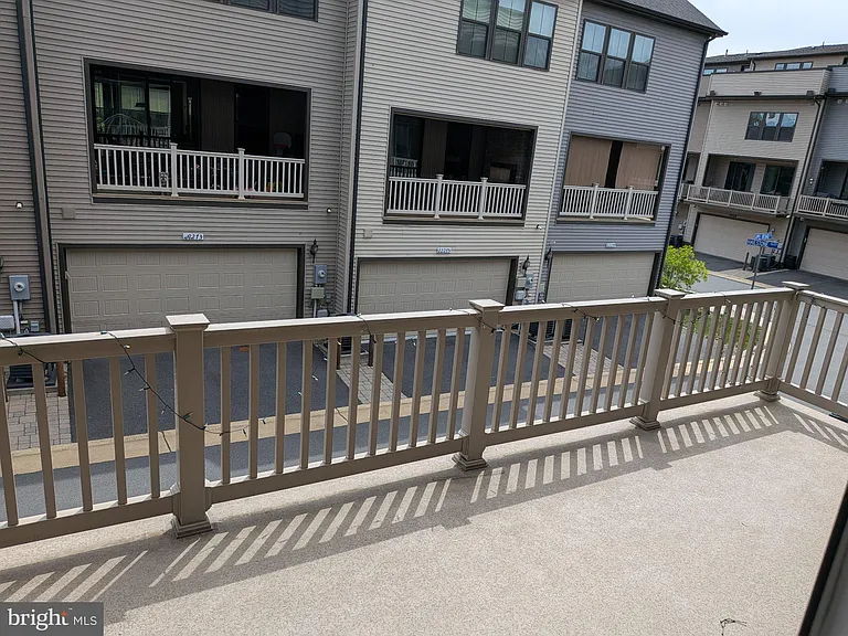 43358 Apple Orchard Sq — Photo 3