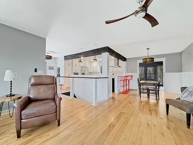 2541 Lakewood Ln — Photo 18