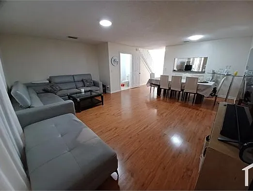 6738 Sienna Club Pl